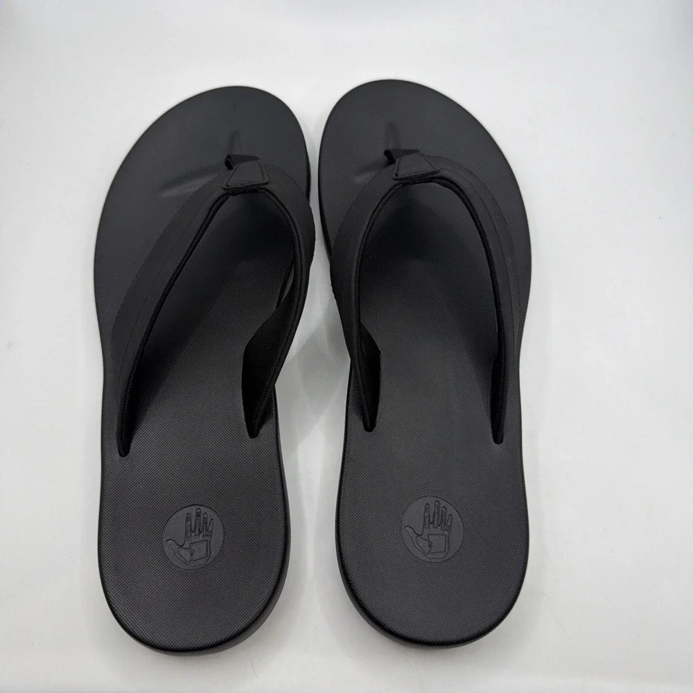 Body Glove Women's Flip Flops Black Size‎ 8. New
